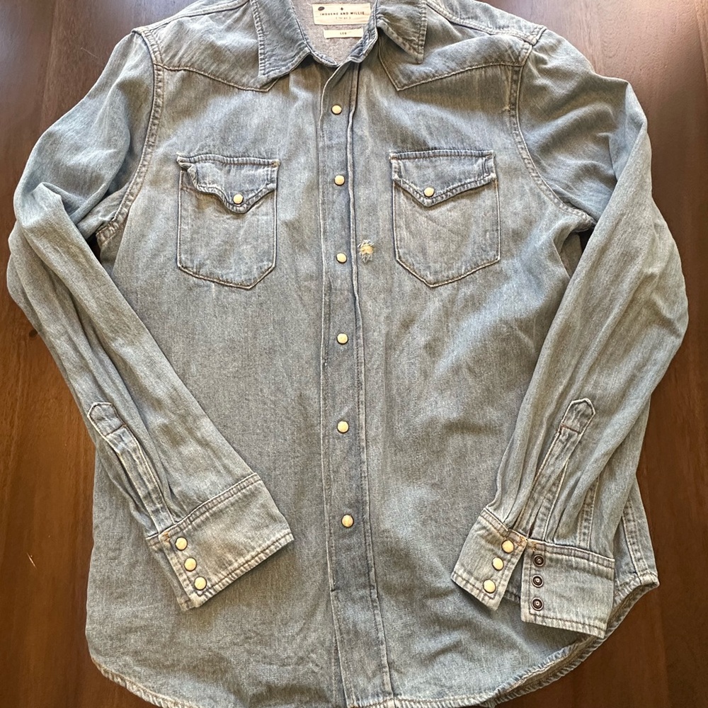Imogene and Willie Light Blue Denim Western Button-Down Shirt with pearl snaps